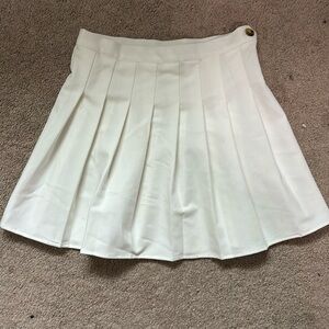 GB pleated skirt